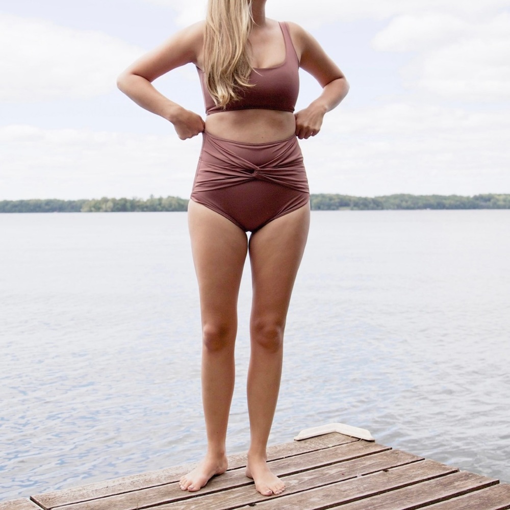 Hackwith Design House Twist High-Waisted Bottoms